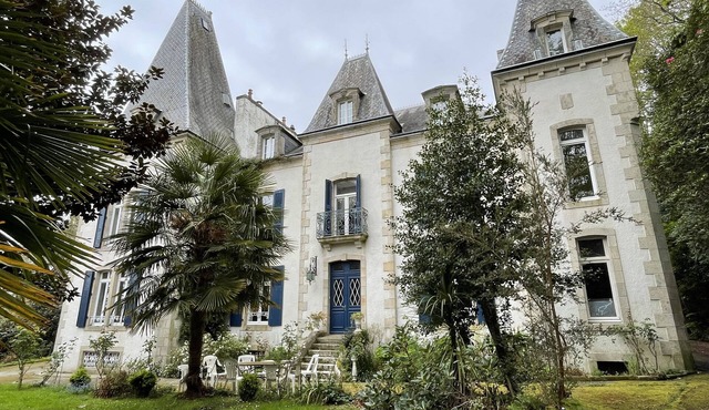 Château de Kerivoal - Quimper - Brittany on 3 hectares.
