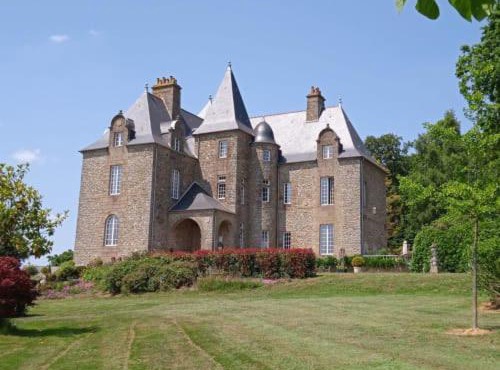Château de Montbrault