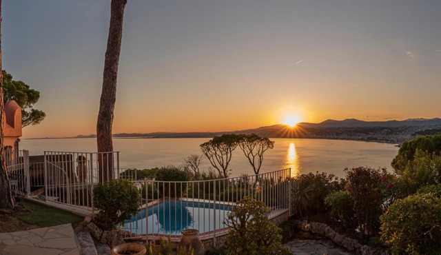 Château des Anglais - Five Stars Holiday House