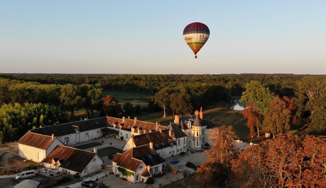 Château des Roches, SOLOGNE Chambord 40 mins- CENTER-val de Loire tennis pool