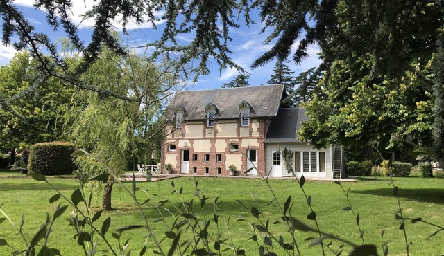 Château Folies : Gîte in an English-style park