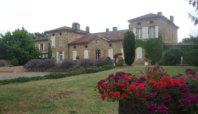 Château Pour 24 Personne