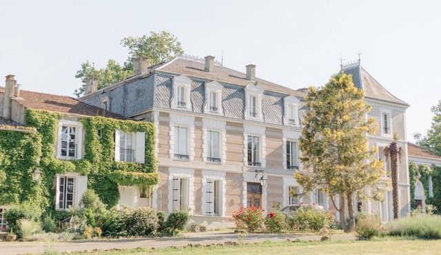 Château Saint-joseph: Joli Gîte Familial Avec Grande Piscine
