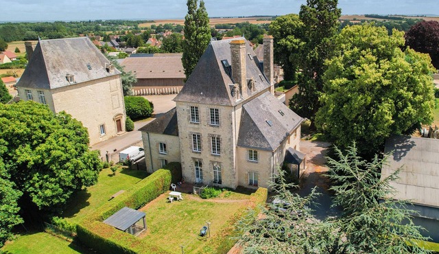 Château Turgot Gîtes
