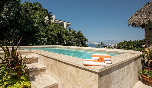 (CH) 3B/3B, Private pool and palapa on rooftop terrace, Views, Walk to Town