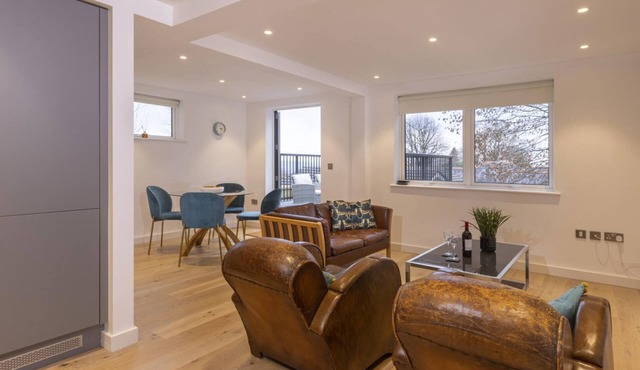 CH Apt 7 2bed in Bath