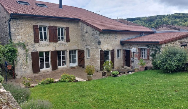 Charmante Maison de Campagne à Côté du lac de Madine