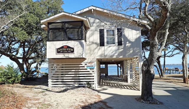 CH235- Soundfront- 3 BRs, Boat Dock, Screened Porch, Com Pool, Marina/Tennis!