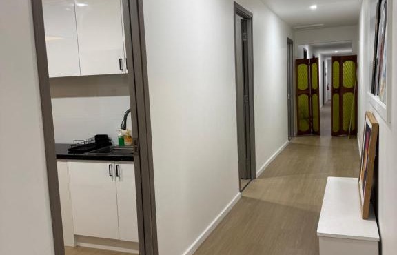 Chadstone Holiday Village Plus