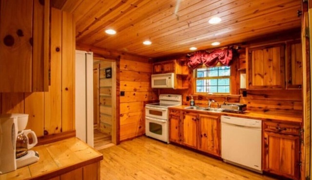 Chadwick Cabin @ Shenandoah Woods