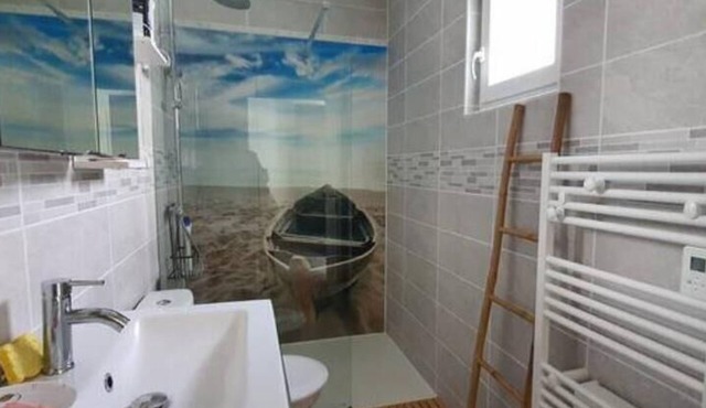 "chai Vous" Ancien Chai Meublé