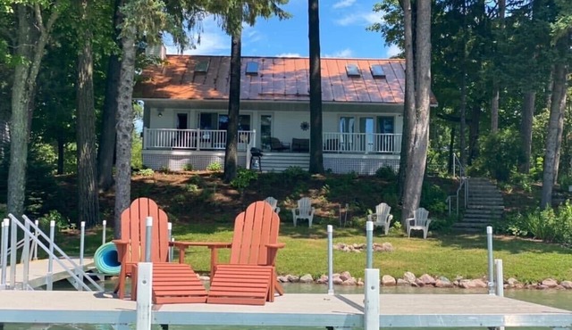 Chain O' Lakes Pleasant Heaven - Sleeps 10