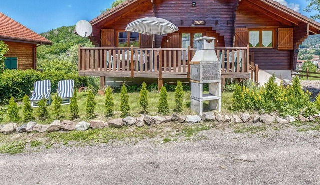 Chalet in Saint-Maurice-sur-Moselle with sauna