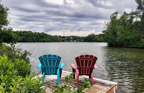 Chalet nature et famille avec Accès privé au lac à 2 minutes du Village Valcartier