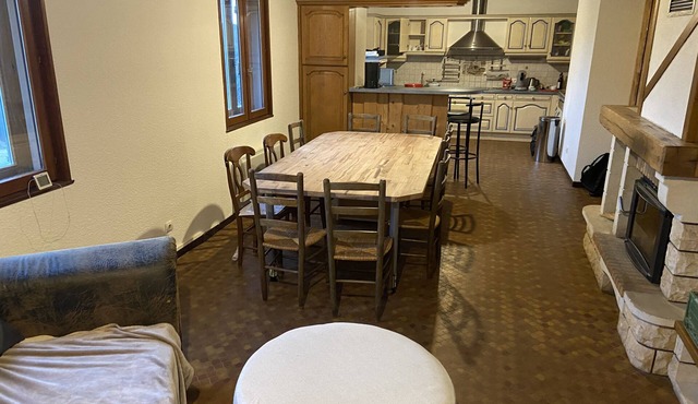 CHALET mountain alttude 1100m 6 bedrooms, 4 bathrooms, sauna, gym