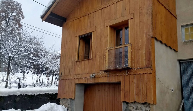 Chalet à 40 Minutes des Stations de Courchevel, Les Saisies , Les Menuires .