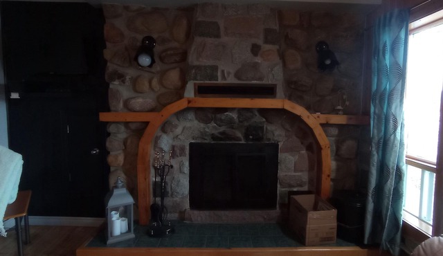 Chalet à Louer à Saint-zénon, Dans Lanaudière, Bord du lac
