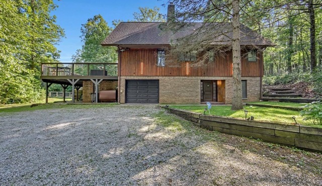 Chalet 11 | Luxe Cabin Escape | Sleeps 15 | Near Metlife, 22