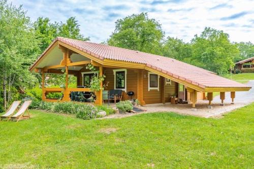 Chalet 17 tournesol Mauroux