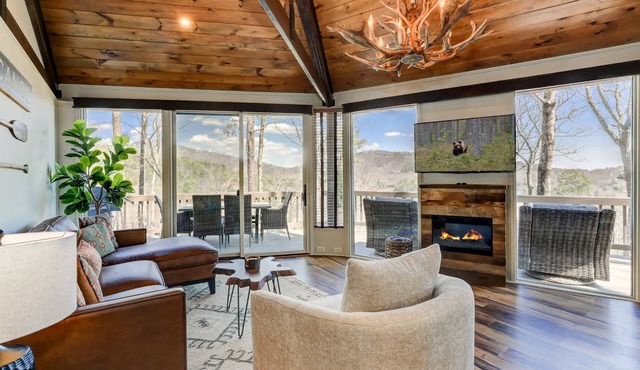 Chalet 254 - Cozy luxury in Big Canoe!