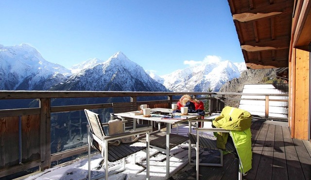 Chalet 270 m2 | Hammam, gym, balcon + vue montagne