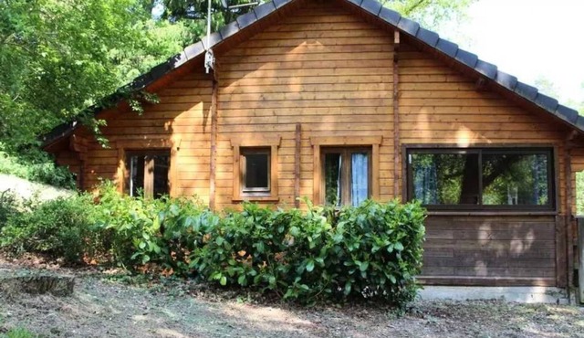 Chalet 3 étoiles - Piscine - eehihc