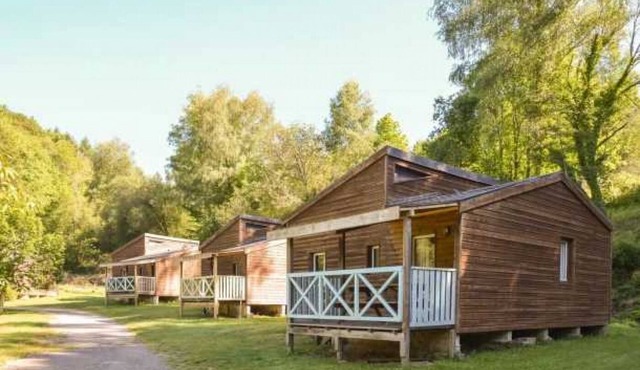 Chalet 3 étoiles - Piscine - eehihd