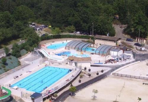 Chalet 3 étoiles - Piscine - eebbib