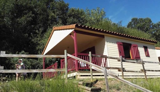 Chalet 3 étoiles - Piscine - eeiigg