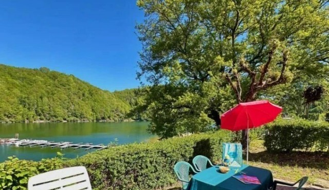 Chalet 3 étoiles - Piscine - eeccgd