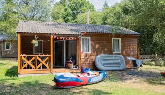 Chalet 3 étoiles - Piscine - eeiife