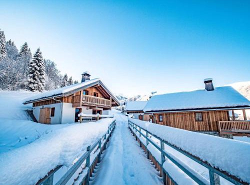 Chalet 3* Valmorel, skis aux pieds, 3 chambres, parking, WIFI - FR-1-356-401
