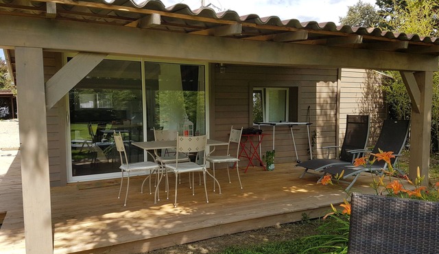 Chalet 30 m2 with terrace in large enclosed 5000 m2 property