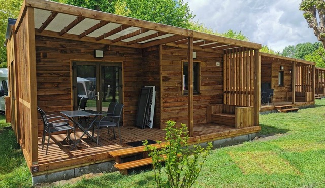 Chalet 4 étoiles - Piscine - eehedb