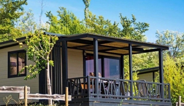 Chalet 4 étoiles - Piscine - ccbacge