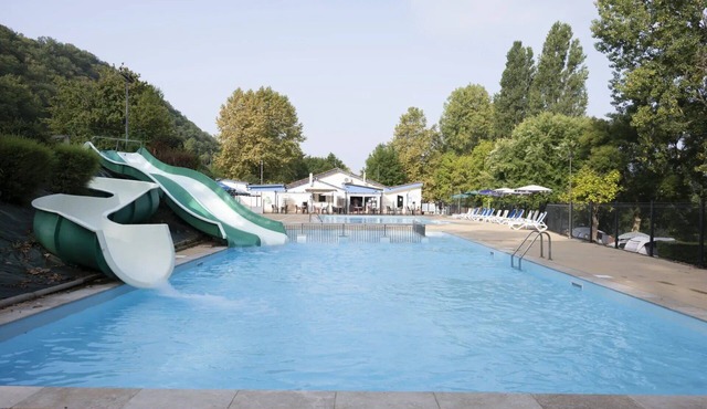 Chalet 4 étoiles - Piscine - ccbfhca
