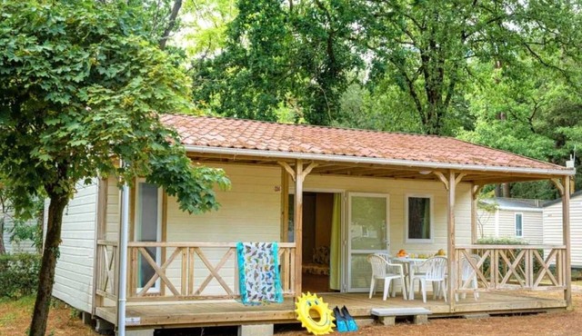 Chalet 4 étoiles - Piscine - eeccei
