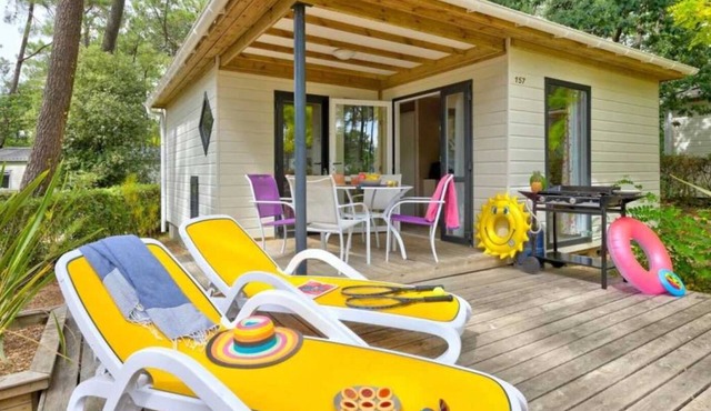 Chalet 4 étoiles - Piscine - efbdfd
