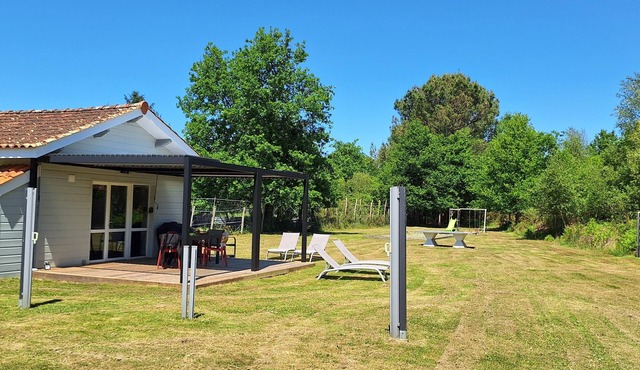 Chalet 4 people with shared pool