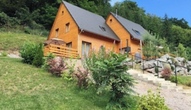 Chalet 4* : terrace, 1500 m², garden, city center only 5 min on foot