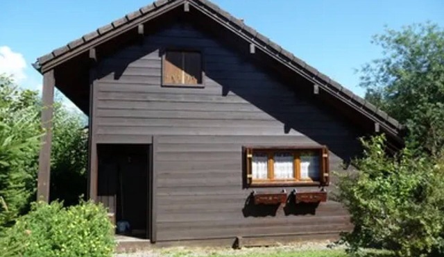 Chalet "4p Classique - L'Aconit": Mountain View, Private Terrace, and Wi-Fi