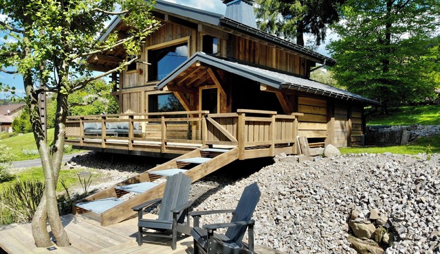 Chalet 5 Personnes - Jaccuzi - Sauna - Étang Privée La Cabane à Sucre