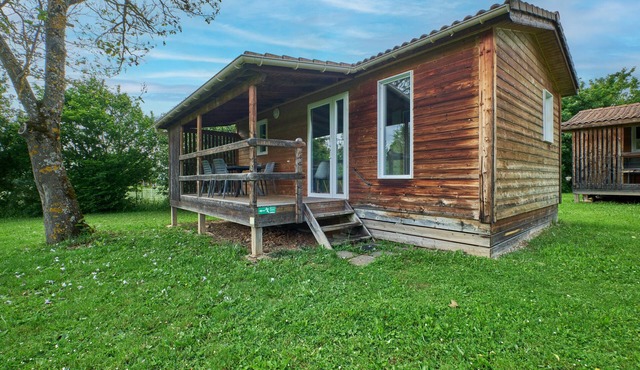 Chalet "5 Personnes 304" with Shared Pool & Private Terrace