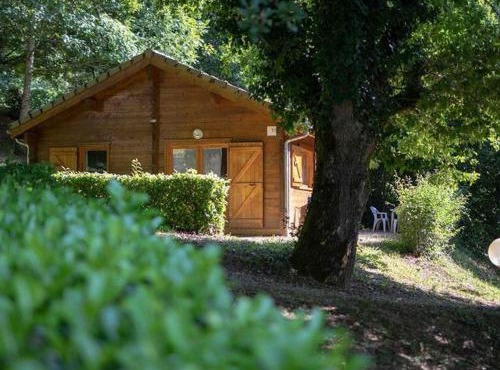 Chalet 52m² avec terrasse à Sauveterre-de-Rouergue - API-1-52-366