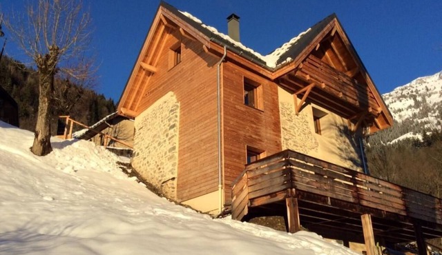 Chalet 6/8 people, Oz en oisans close to the Alpe d'Huez ideal ski, hiking
