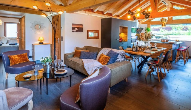 Chalet 65bis - stylish home for 6 near lake and mountains - OVO Network