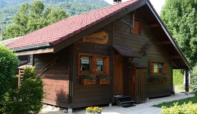 Chalet "6p Premium - La Bergeronette" with Mountain View, Wi-Fi and Air Conditioning
