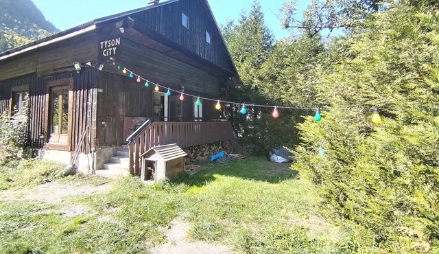Chalet 8 people - Large garden + river