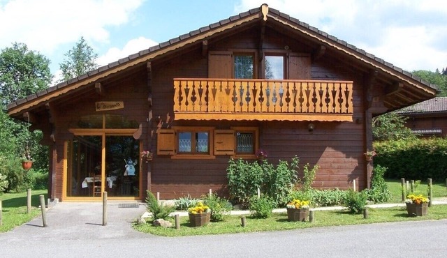 Chalet 9 persons, veranda-Morillon, Hte-Savoie- 2 stars- 4 bedrooms- 2 bathrooms