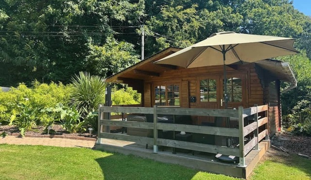 Chalet avec jacuzzi privatif nature & romantique
